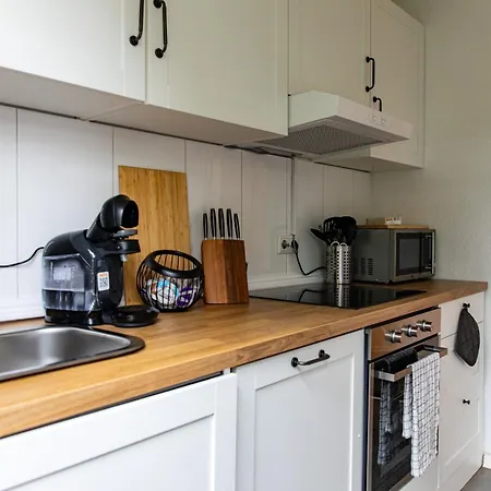 Livesto Easystay - City, Dd Messe, Wlan, Smart Tv, Free Parking Appartement *