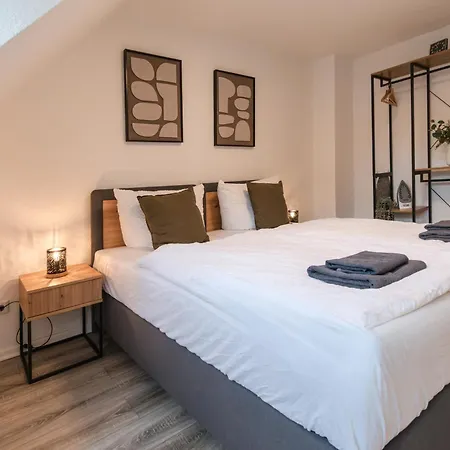 Livesto Easystay - City, Dd Messe, Wlan, Smart Tv, Free Parking Appartement *